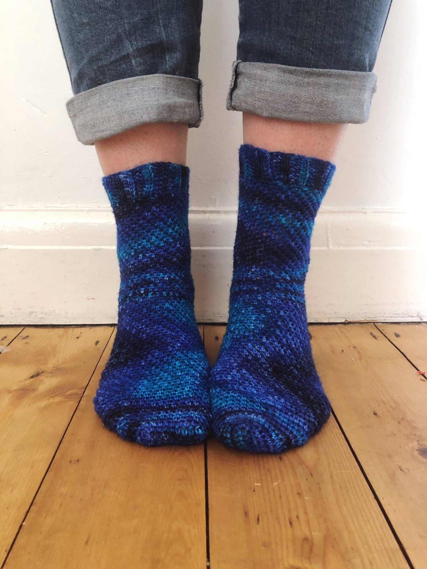 Crochet Pattern - Fallen Leaves Socks - PRINT