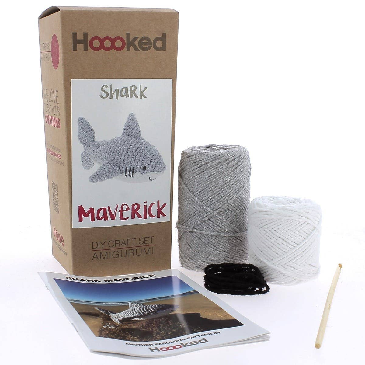 Hoooked - DIY Crochet Kit Maverick the Shark