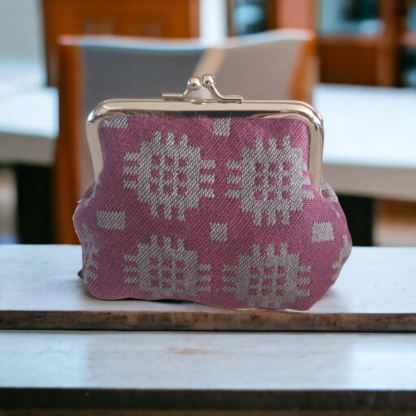 Vintage style coin purse Welsh tapestry Blanket design