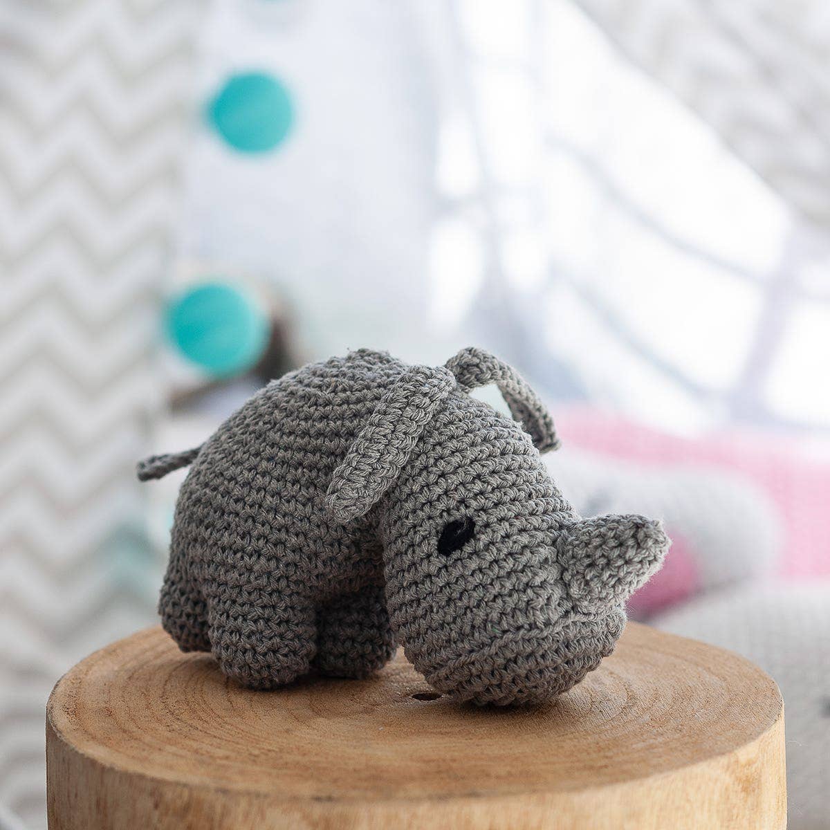 Hoooked - DIY Crochet Kit Dex the Rhino