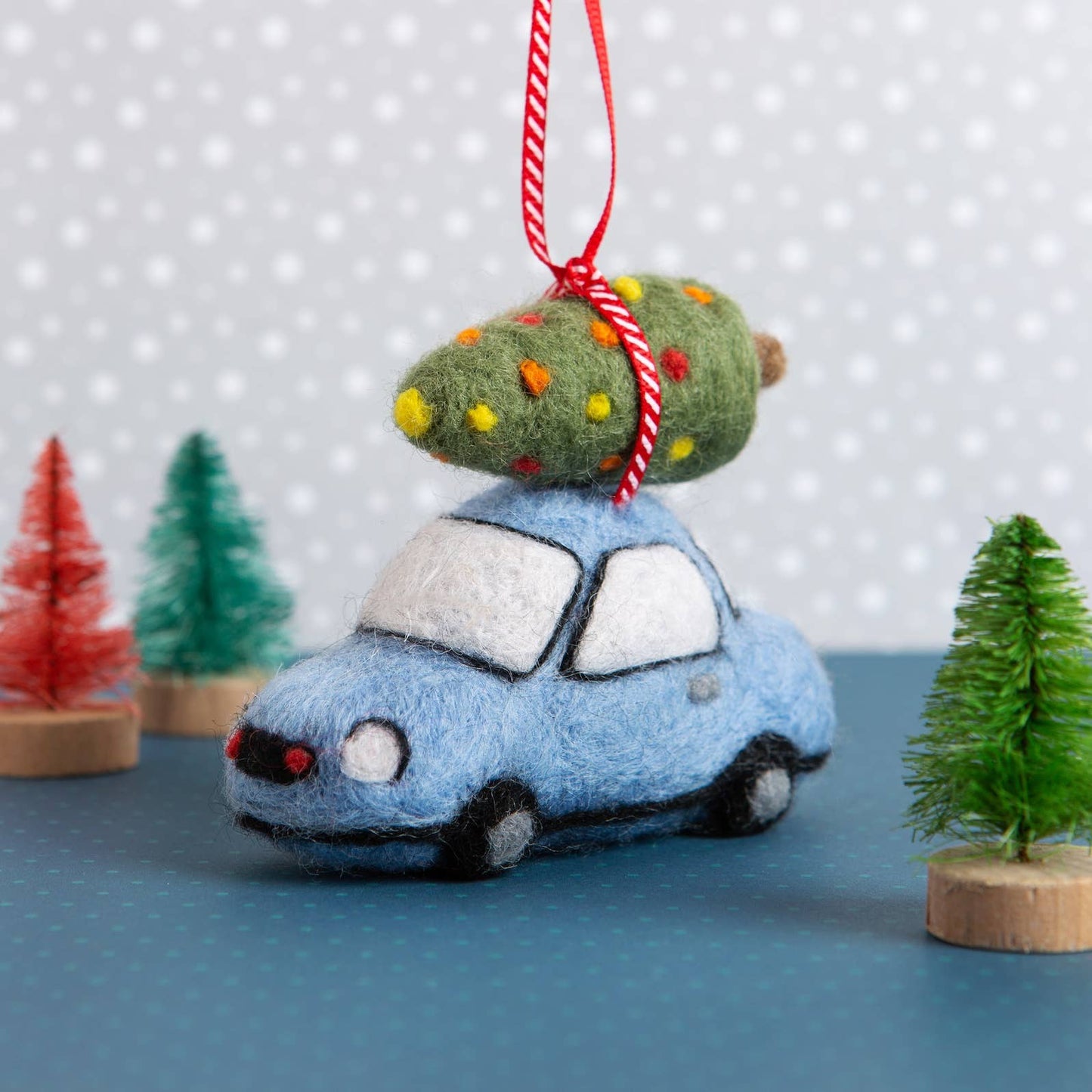 Christmas Car Mini Needle Felting Kit | Festive Craft Kit