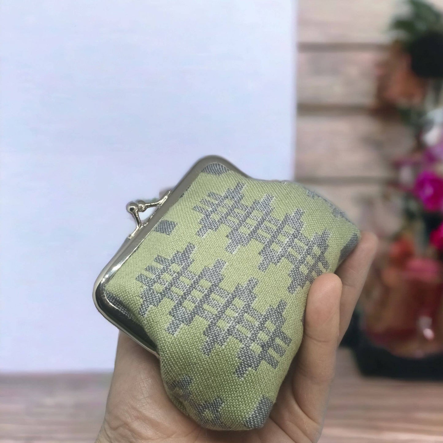 Vintage style coin purse Welsh tapestry Blanket design