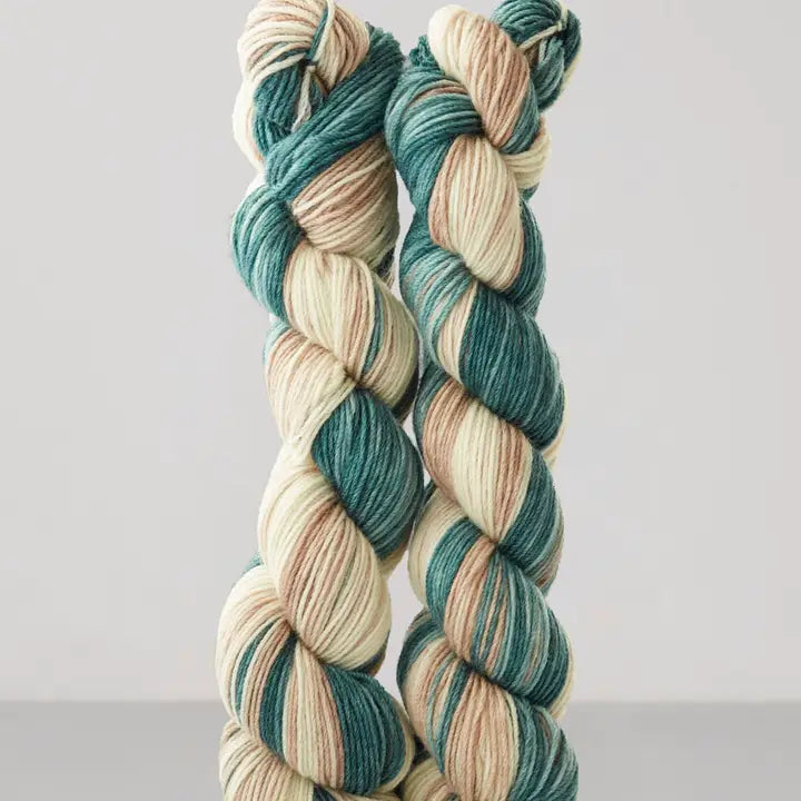 Urth Yarns Echoes Fingering