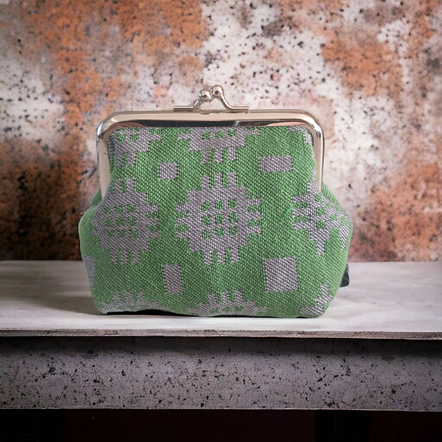 Vintage style coin purse Welsh tapestry Blanket design