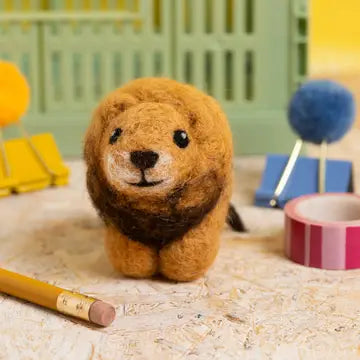 Lion Mini Needle Felting Kit