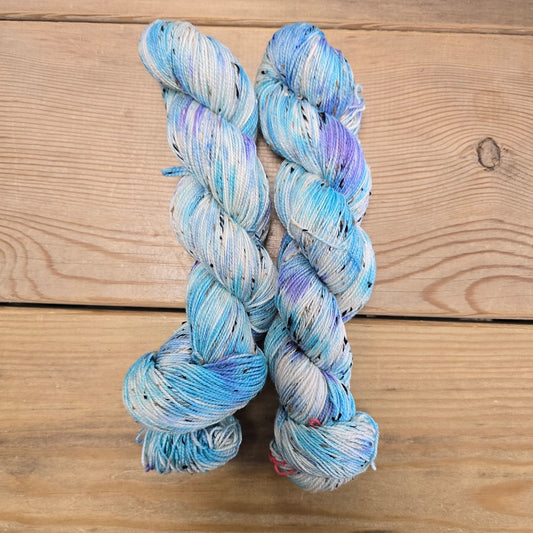 Cool Pool Donegal 4ply image 0
