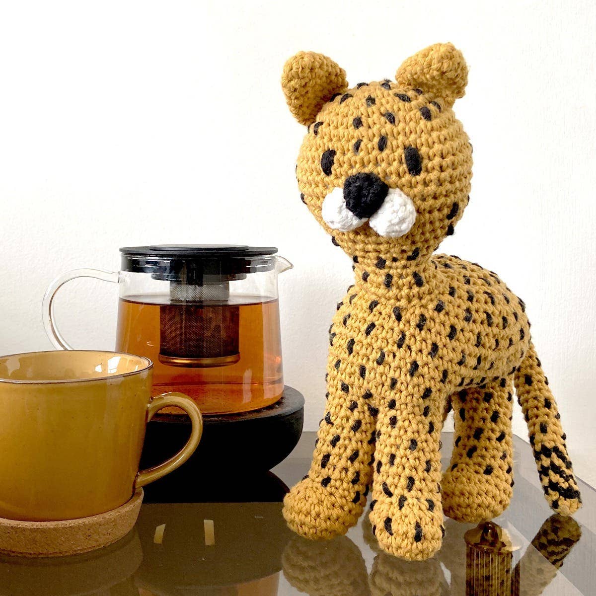 Hoooked - DIY Crochet Kit Chikee Cheetah