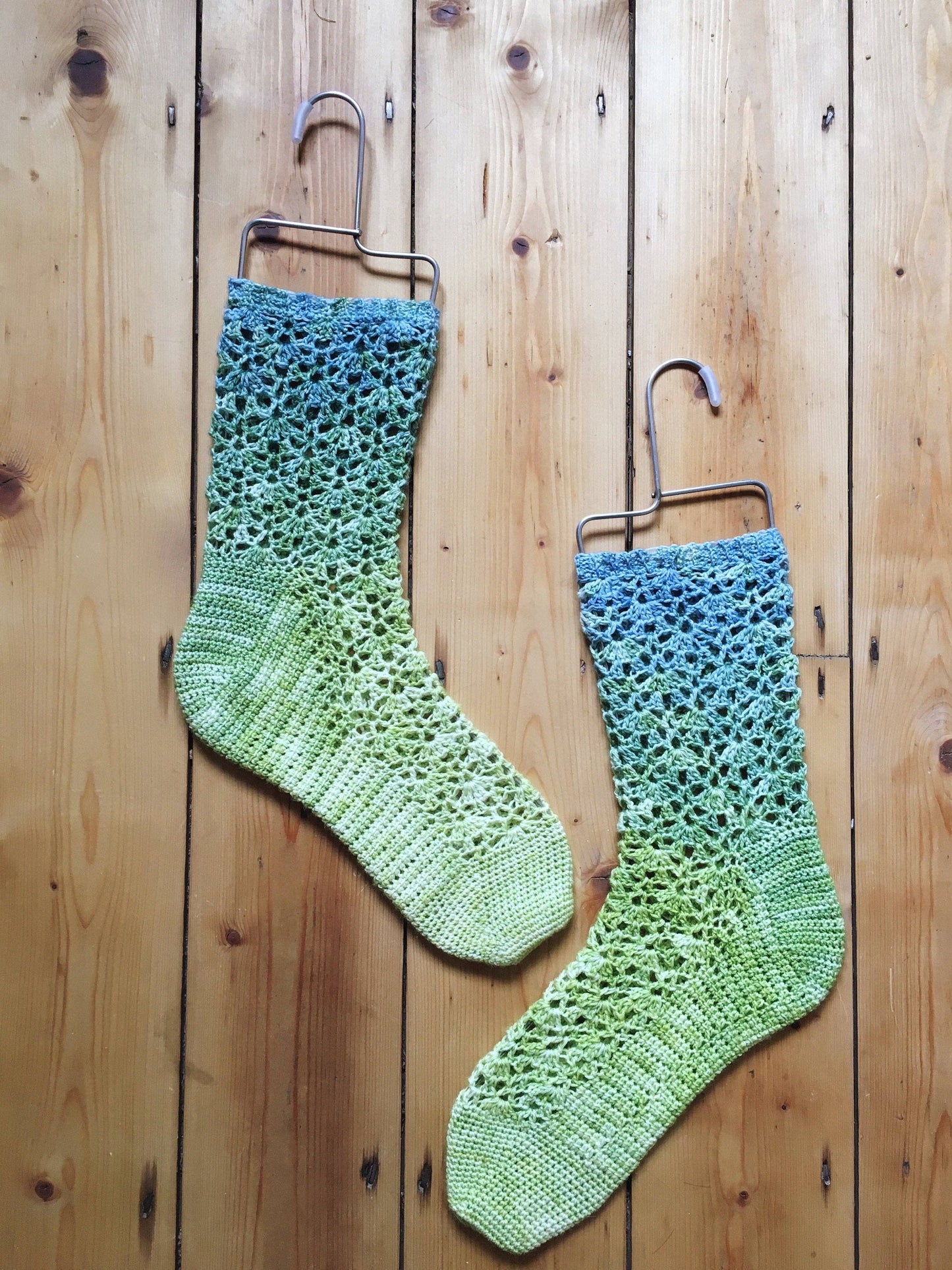 Crochet Pattern - Trailing Lace Socks - PRINT