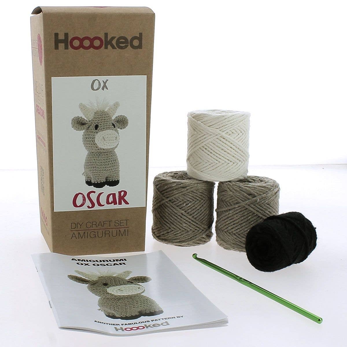 Hoooked - DIY Crochet Kit Oscar the Ox