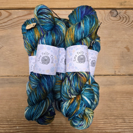 The Ton Superwash Donegal DK