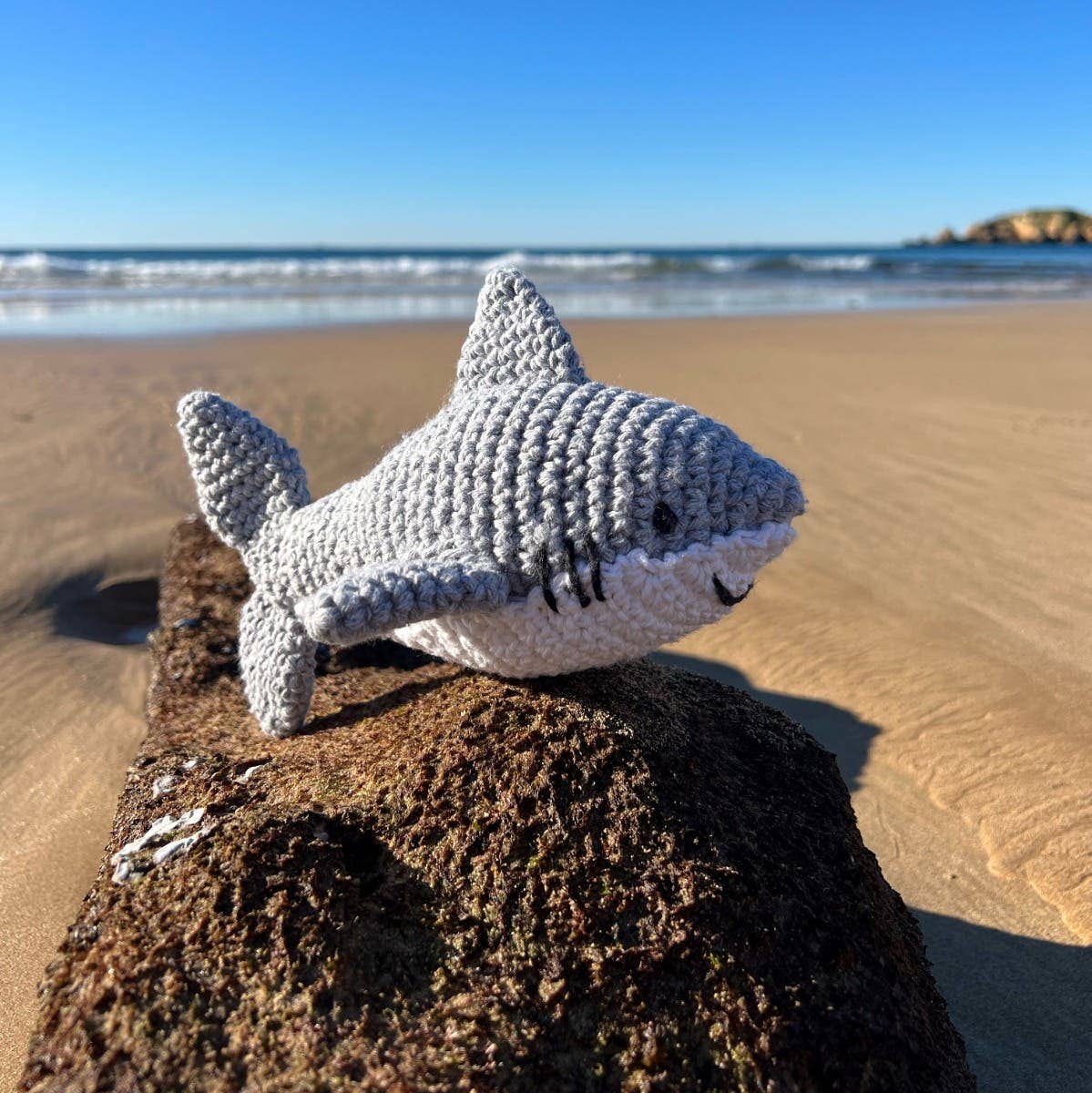 Hoooked - DIY Crochet Kit Maverick the Shark
