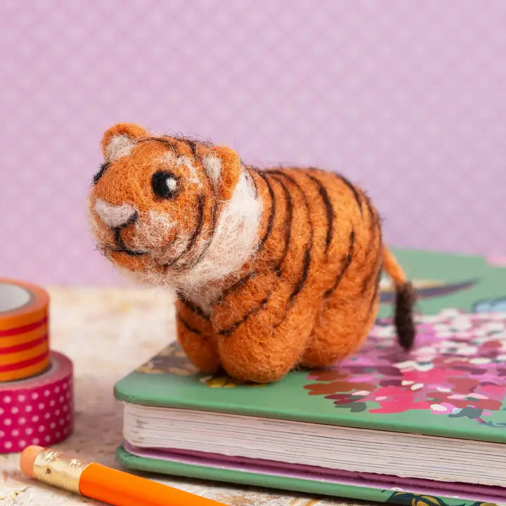 Tiger Mini Needle Felting Kit
