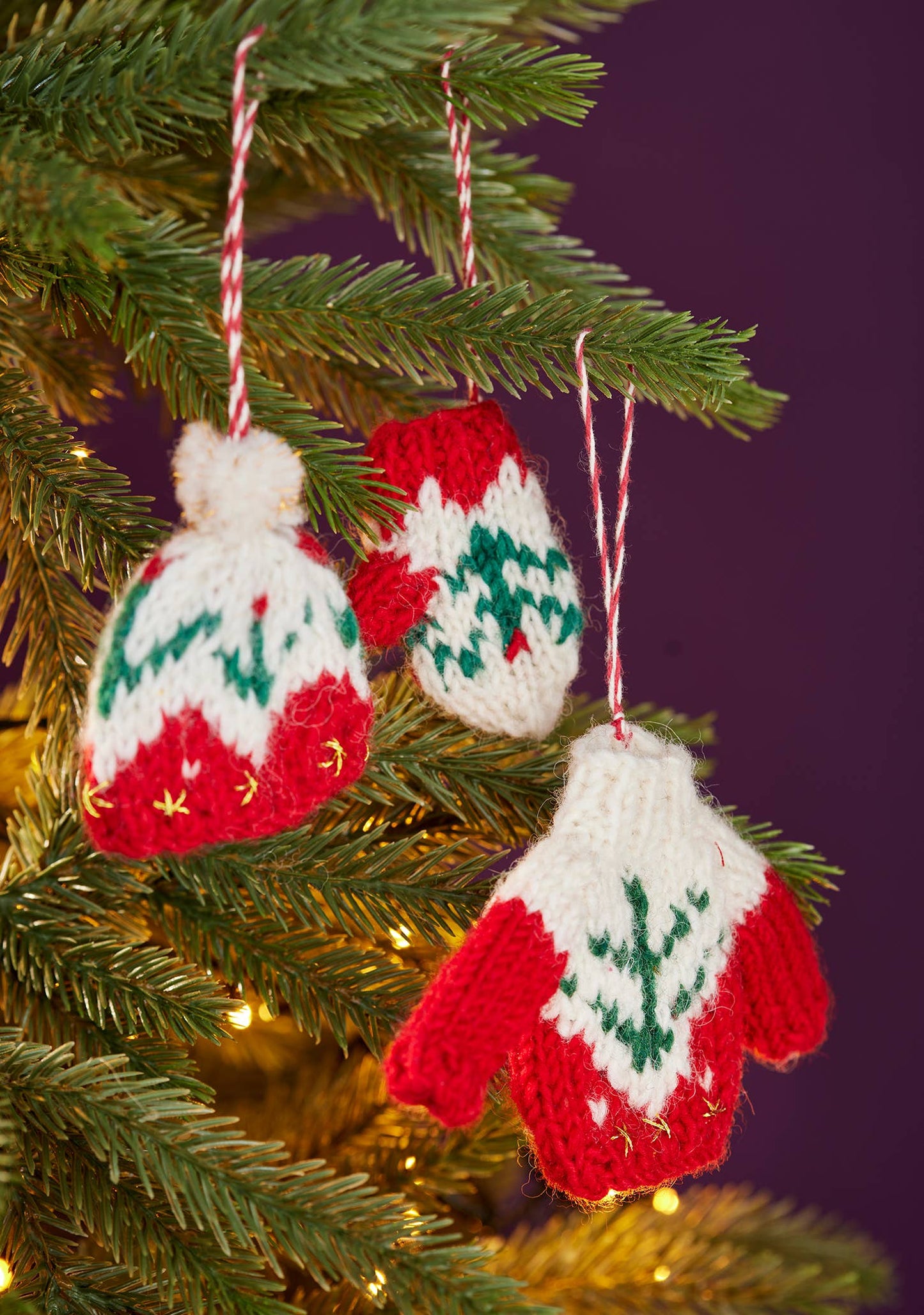 Set of 3 Knitted Winter Woolies Red