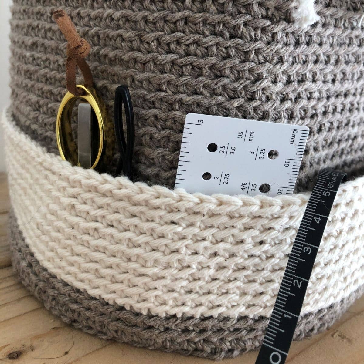 Hoooked - DIY Crochet Kit Project Bag Jönköping