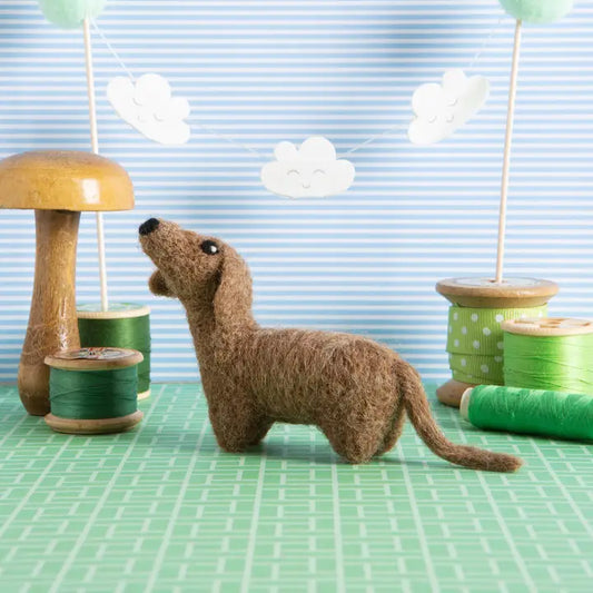 Dachshund Mini Needle Felting Kit