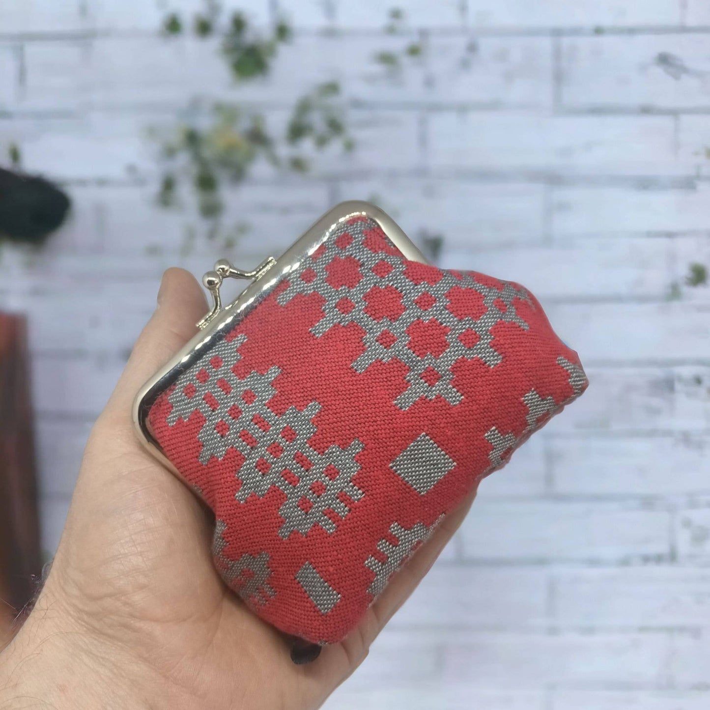 Vintage style coin purse Welsh tapestry Blanket design