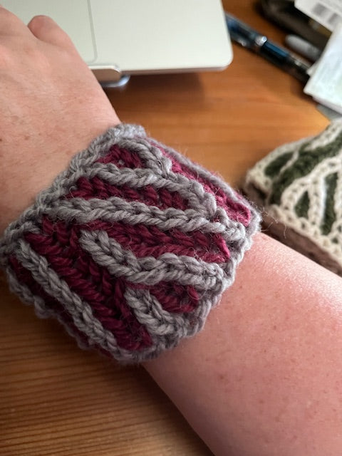 Two Colour Brioche Knitting in the Round | Learn with Kath Andrews
